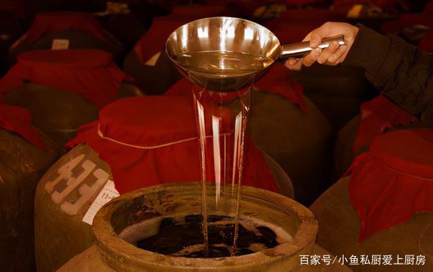 用食用酒精勾兑白酒_白酒勾兑常用香料_白酒勾兑标准