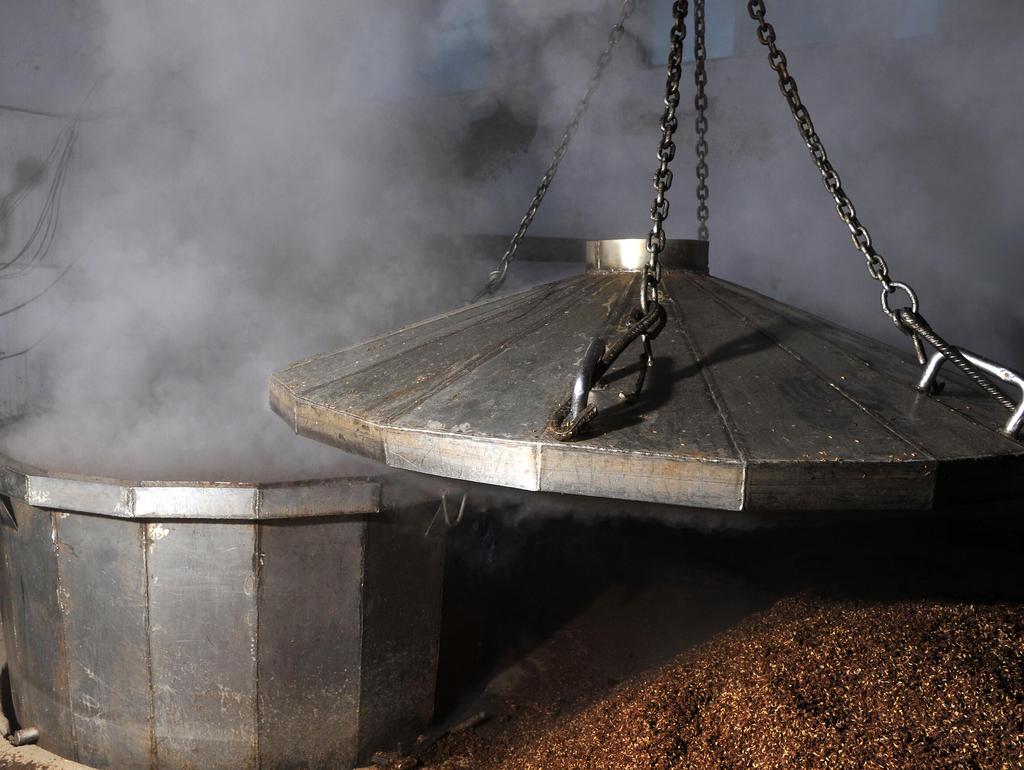 馥郁香型白酒标准_湘泉馥郁香型白酒42_湘泉54度馥郁香型白酒