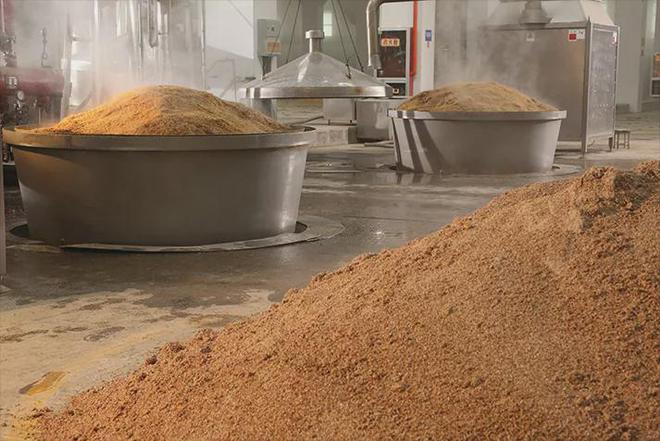 生产和生产力的区别_哇哈哈集团生产什么白酒_白酒生产标准号的区别