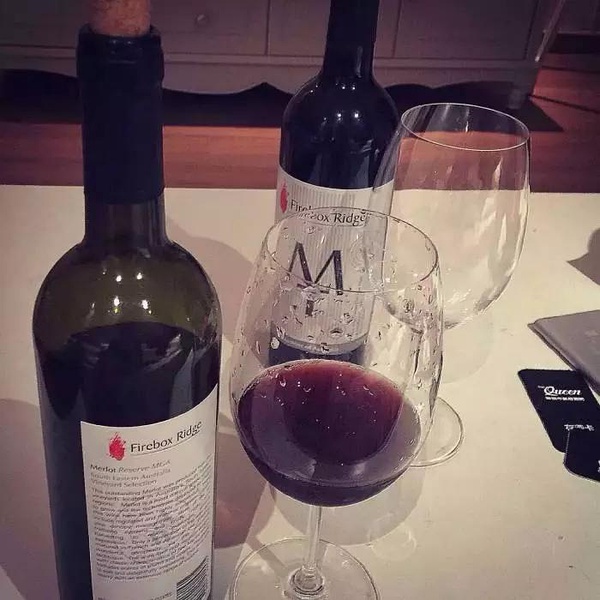 东方和西方节日的差异_中西方酒文化差异_中艺财富文化酒