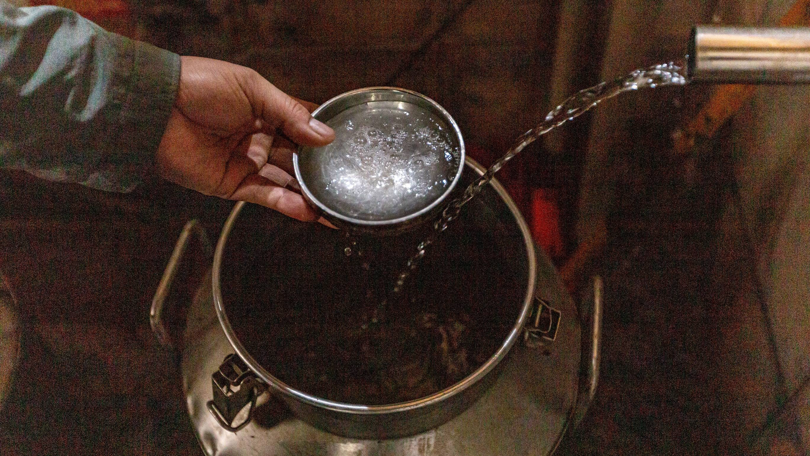 酱香吧评论憨老头酒_酱香真的比其他酒好吗_酱香酒文化