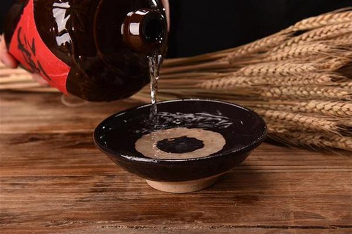 酱香酒文化_酱香吧评论憨老头酒_酱香真的比其他酒好吗