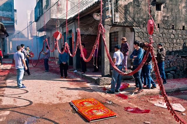 双12最全“购酒指南”！高中低端共9款纯粮酒，自饮送长辈都力推