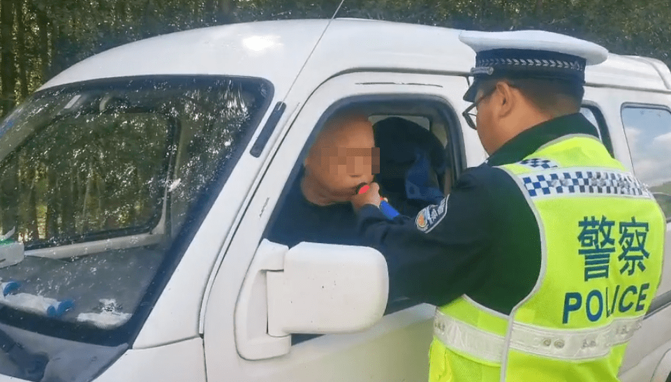 科目一酒驾醉驾标准_酒驾标准是和多少的白酒_酒驾和醉驾处罚标准