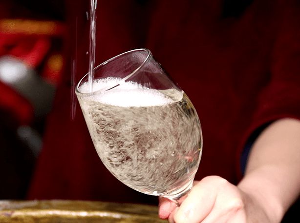 白酒杂醇油标准_白酒标签标准_杂醇油的危害