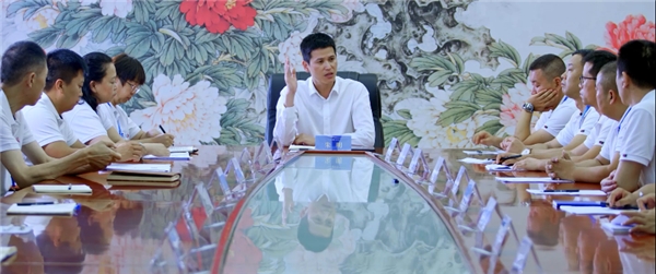 青花瓷酒业:匠心成佳酿 公益显担当