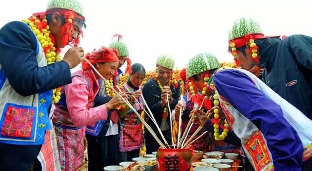 云南喝酒的习俗多，胆小的别过来！