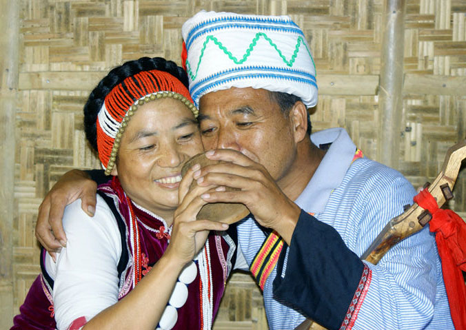 黎族文化 图案_黎族酒文化_黎族文化三进校园