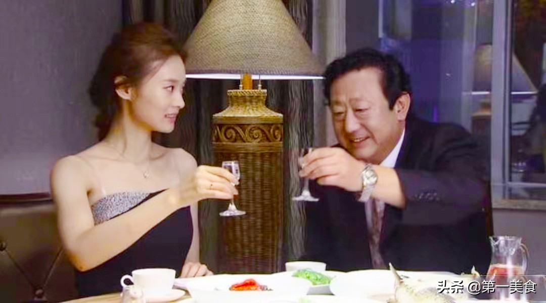 喝完白酒为什么会头疼？不是你喝多了，而是酒有问题，你中过招吗