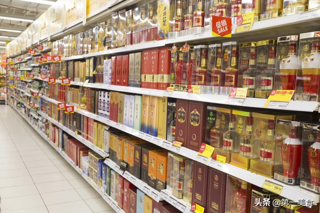 喝完白酒为什么会头疼？不是你喝多了，而是酒有问题，你中过招吗