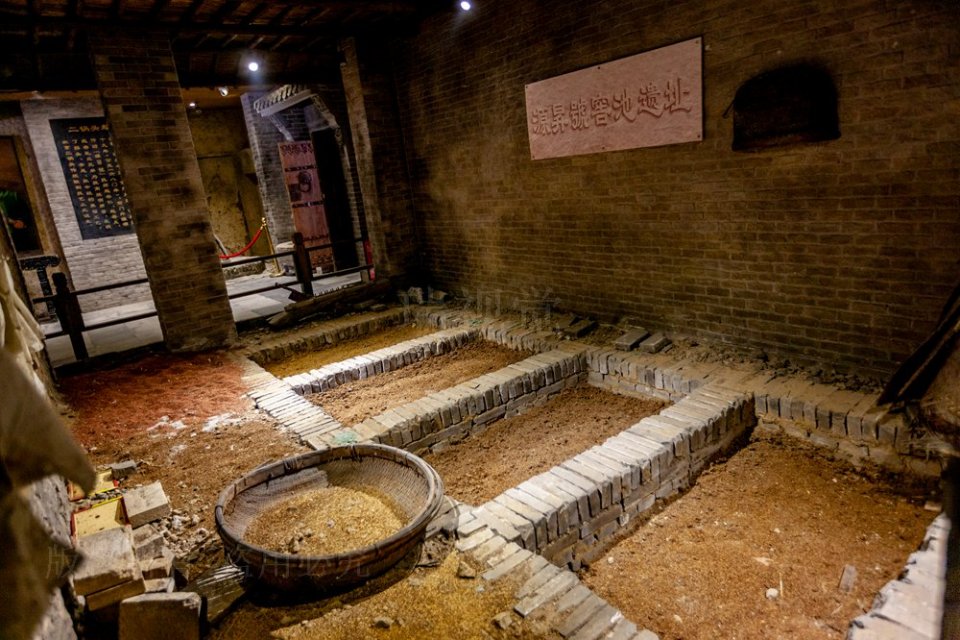 北京二锅头:红星、牛栏山谁正宗?红星品牌源自石家庄?说来话长