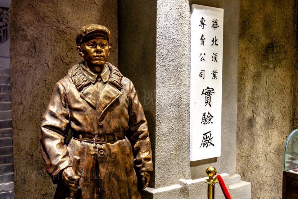 北京二锅头:红星、牛栏山谁正宗?红星品牌源自石家庄?说来话长