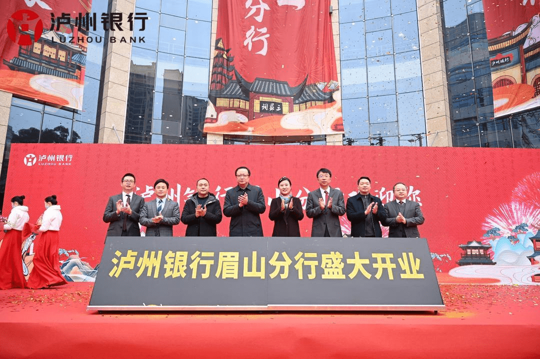 贵州航海怀酒酒业公司_贷款1亿先花200万买酒 房产商告酒业公司诈骗_贷款1亿先花200万买酒 房产商告酒业公司诈骗