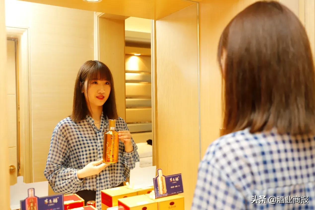 首次参展便签约5000万，茅台醇红酩、茅台醇金樽吸金密码是什么？