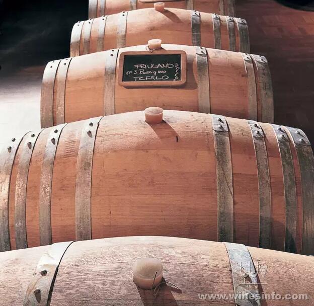 匈牙利贵腐酒品牌_匈牙利贵腐酒价格_托卡伊贵腐酒匈牙利