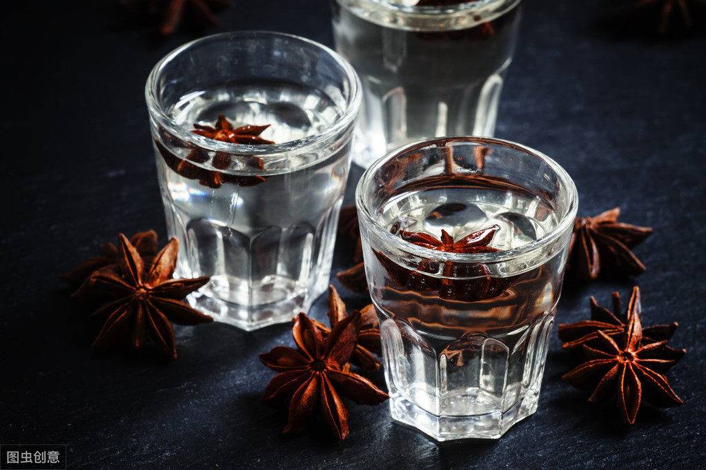 白酒存放久了之后为什么会发酸?