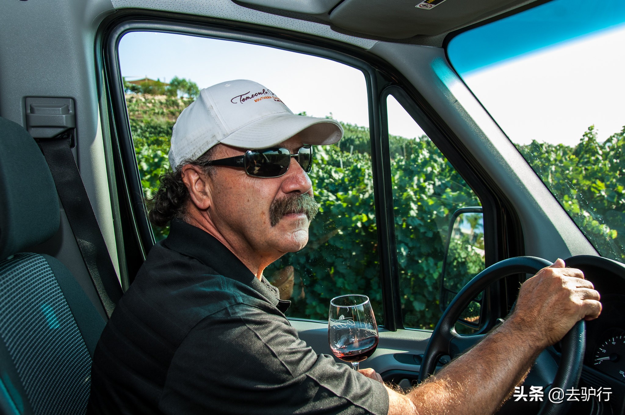 酒能玩出什么名堂？法国这个家族，靠红酒成为了亿万美金的豪门