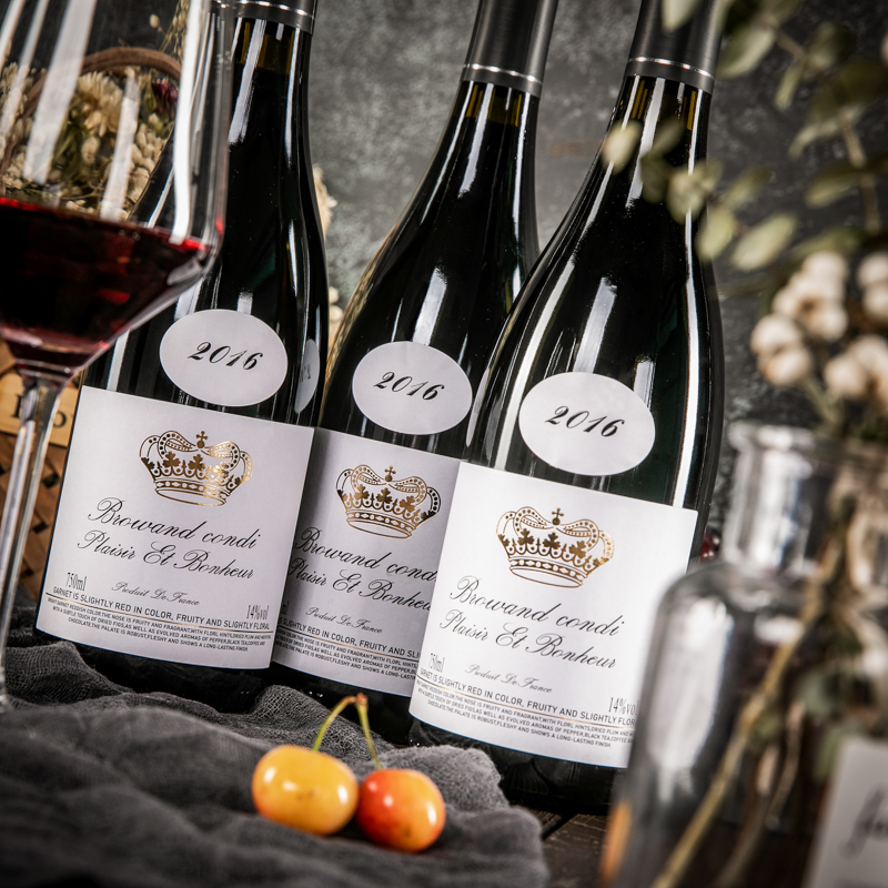 法国利维耶尔酒庄位于法国哪里_法国的葡萄酒文化_法国lofic葡萄酒价格