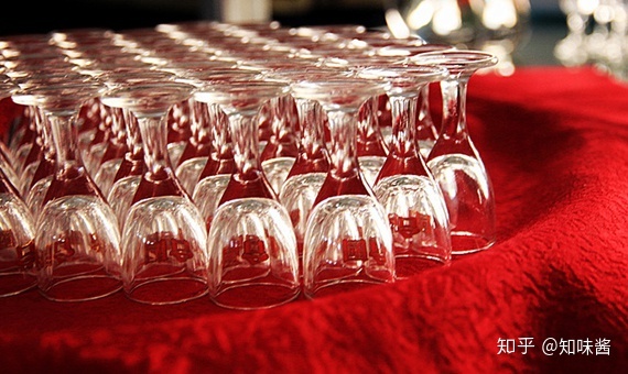 馥郁香型白酒 标准_湘泉馥郁香型白酒42_52酒鬼馥郁香型白酒