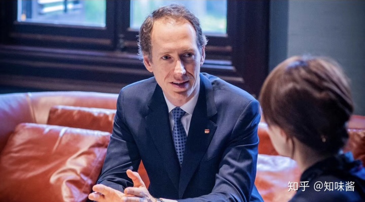 红酒带木酒塞好还是真空酒塞好_红酒塞掉酒里了怎么办_西班牙红酒酒塞有哪些品牌