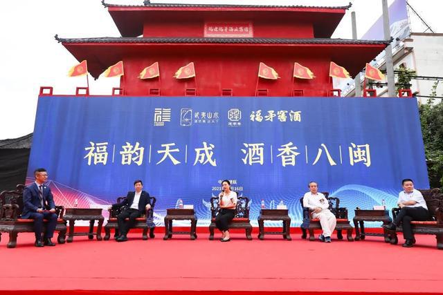 举杯邀明月中华两千年优秀饮酒交际的文化_中华酒文化_中华隐士文化特点