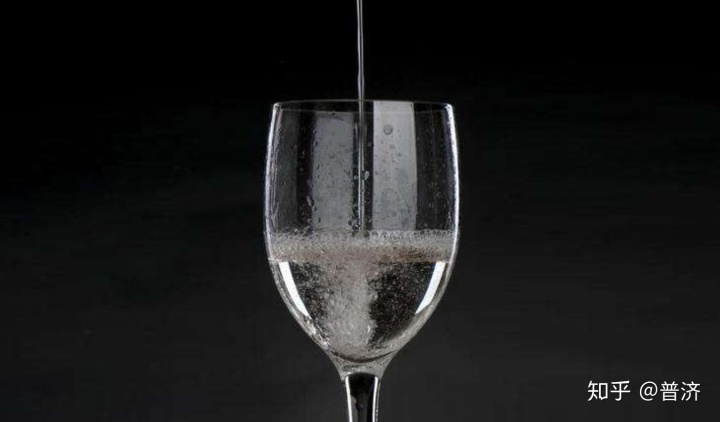 塑化剂 白酒_白酒塑化剂残留标准_白酒塑化剂对人的危害