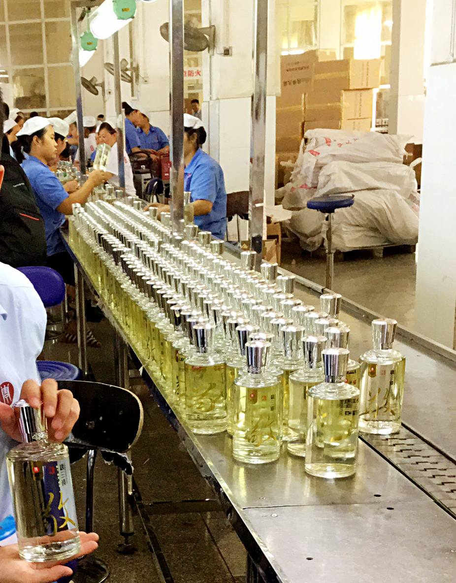 卤水里放料酒跟白酒特别酸_白酒固形物检测标准_白酒检测标准总酸