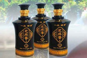 湖北谭家村酒业有限公司生产的硒元白酒市面多少钱一瓶_白酒概念包装设计之创想 宋河酒业之多彩_泰山酒业全部白酒图片