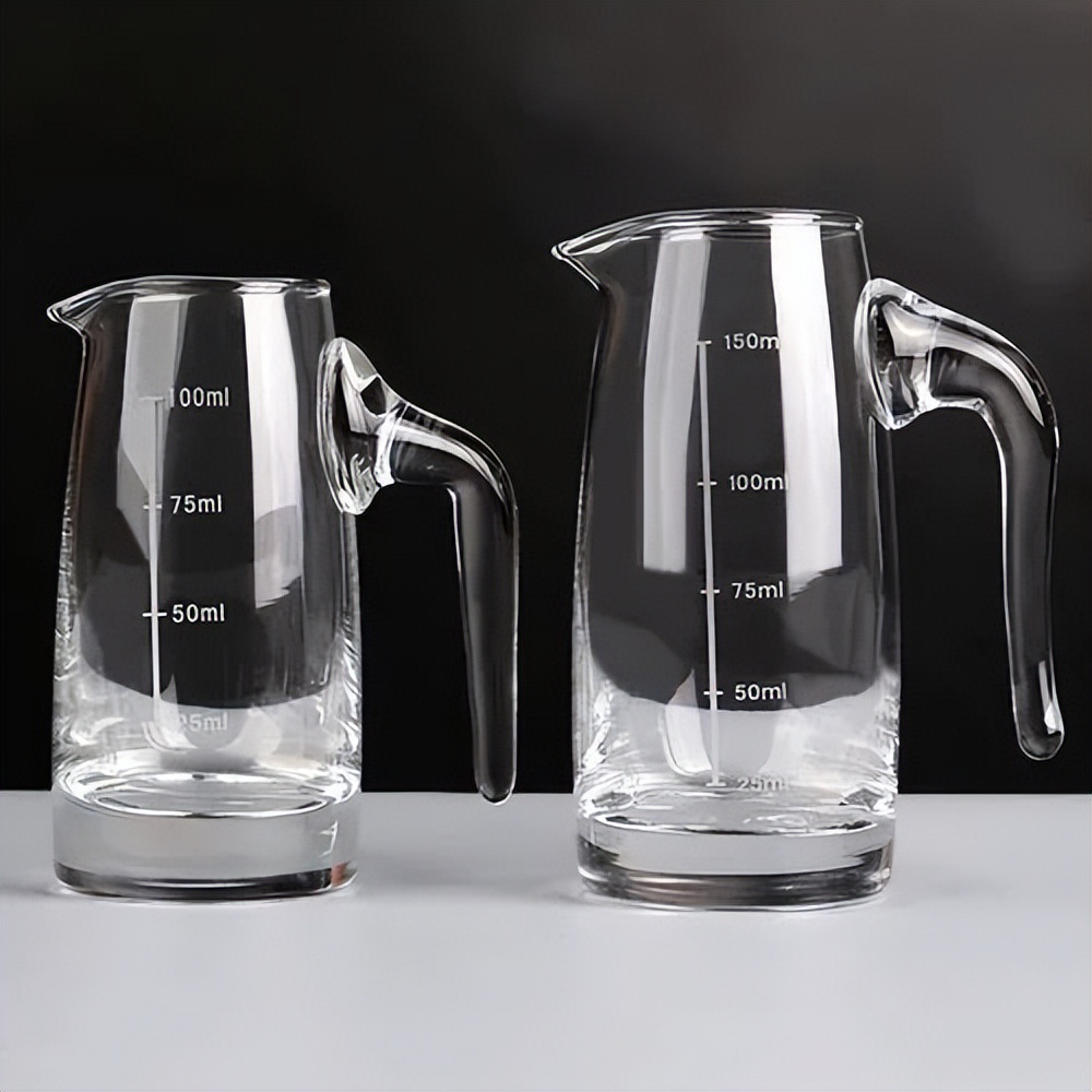 斟知酌见 | 白酒分酒器的作用你知道吗？