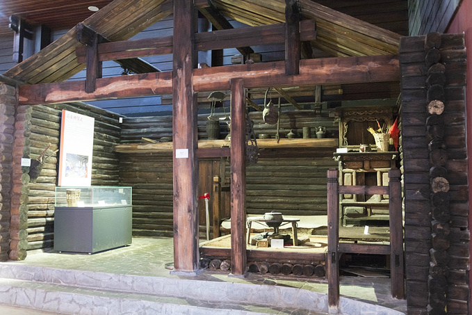 丹佛艺术博物设计师馆_荷兰人体博物 馆_大连长兴酒文化博物馆