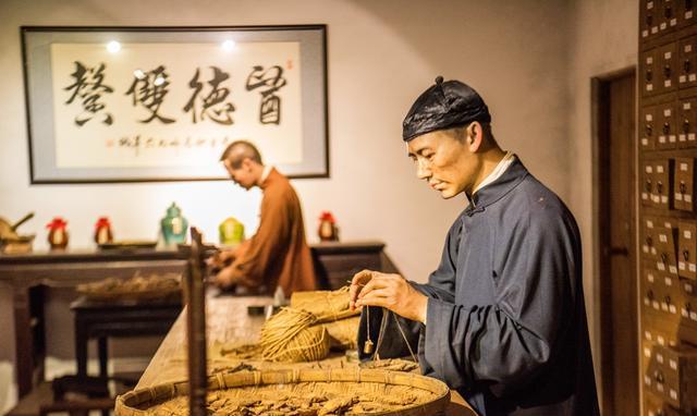 佛山市岭南酒文化博物馆_星巴克(佛山佛山岭南天地店)_河南博物馆主馆开了吗