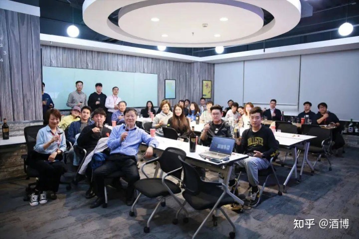 宁夏赤霞珠葡萄_宁夏葡萄酒局_宁夏葡萄酒文化论文