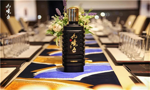 布依族酒文化_银族文化scyztv_穿青族文化