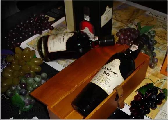 欧洲酒文化_欧洲骑士文化_欧洲音乐文化