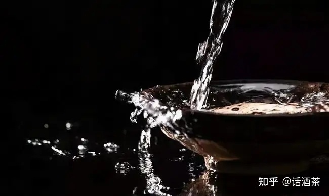 不是勾兑的白酒_白酒勾兑用水标准_白酒勾兑用水标准