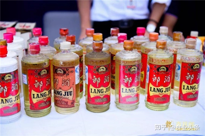 酒鬼酒高端品牌内参酒_酒鬼酒内参酒馥郁香型_酒鬼酒内参酒怎样