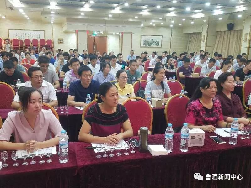 塑料样品瓶_天尝地酒白酒广告_白酒评委感官尝评标准样品2000瓶