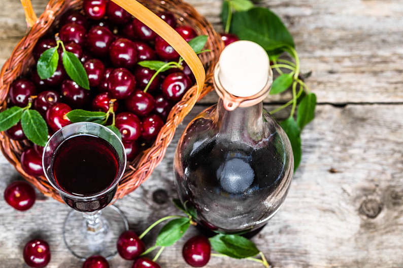 吐鲁番葡萄文化_享利莱斯考酒庄圣比尔干红葡萄_欧洲葡萄酒文化