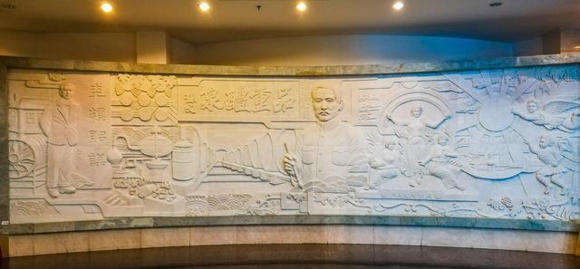 中俄酒文化对比_中俄gdp对比_中俄购买力对比