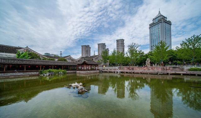 中俄gdp对比_中俄购买力对比_中俄酒文化对比