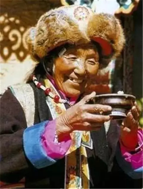 山东酒文化喝酒礼仪_蒙古族喝酒礼仪_重要场合喝酒礼仪