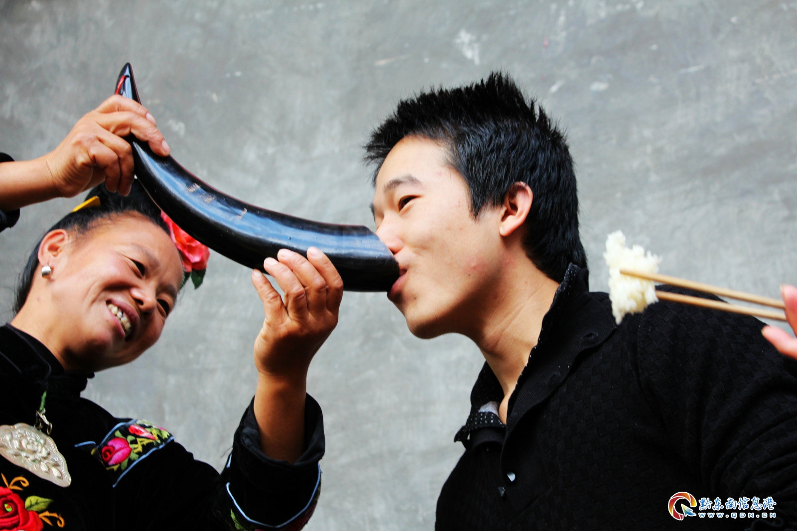 山东酒文化喝酒礼仪_蒙古族喝酒礼仪_重要场合喝酒礼仪