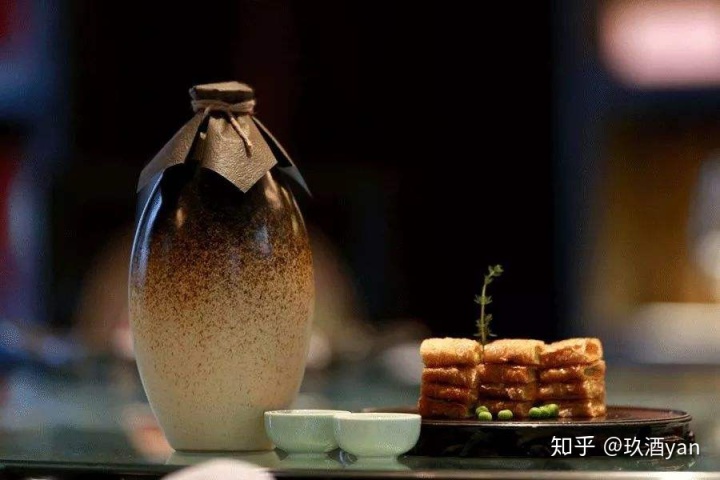 中外体育文化比较ppt_中外结合的文化_中外酒文化论文