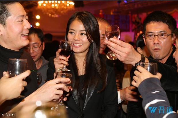 酒庄的酒一般卖多少_公司领导一般喝啥酒_北京的领导都喝什么茶