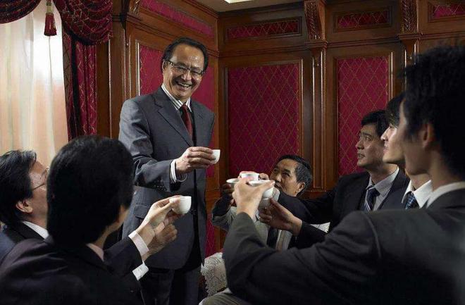 公司领导一般喝啥酒_一般酒用几年的基酒做的_公司领导一般喝啥酒