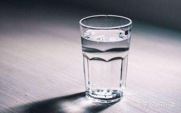 白酒和啤酒的嘌呤含量_国标白酒甲醇含量标准_白酒氰化物含量标准