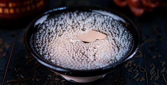 粮食白酒执行标准(纯粮白酒的标准号是多少)