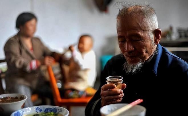 白酒勾兑常用香料_白酒勾兑用水标准_白酒勾兑