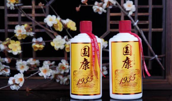 白酒勾兑常用香料_清香型白酒勾兑技术_白酒勾兑用水标准