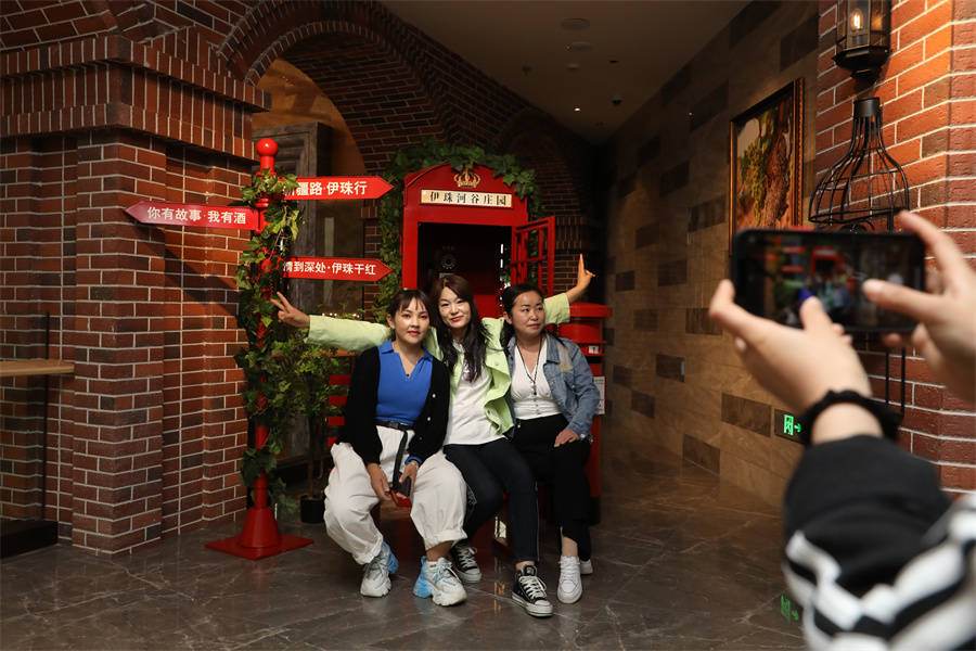 海峡两岸文化创意产业高校研究联盟_酒文化产业_北京文化创意产业发展的金融支持研究